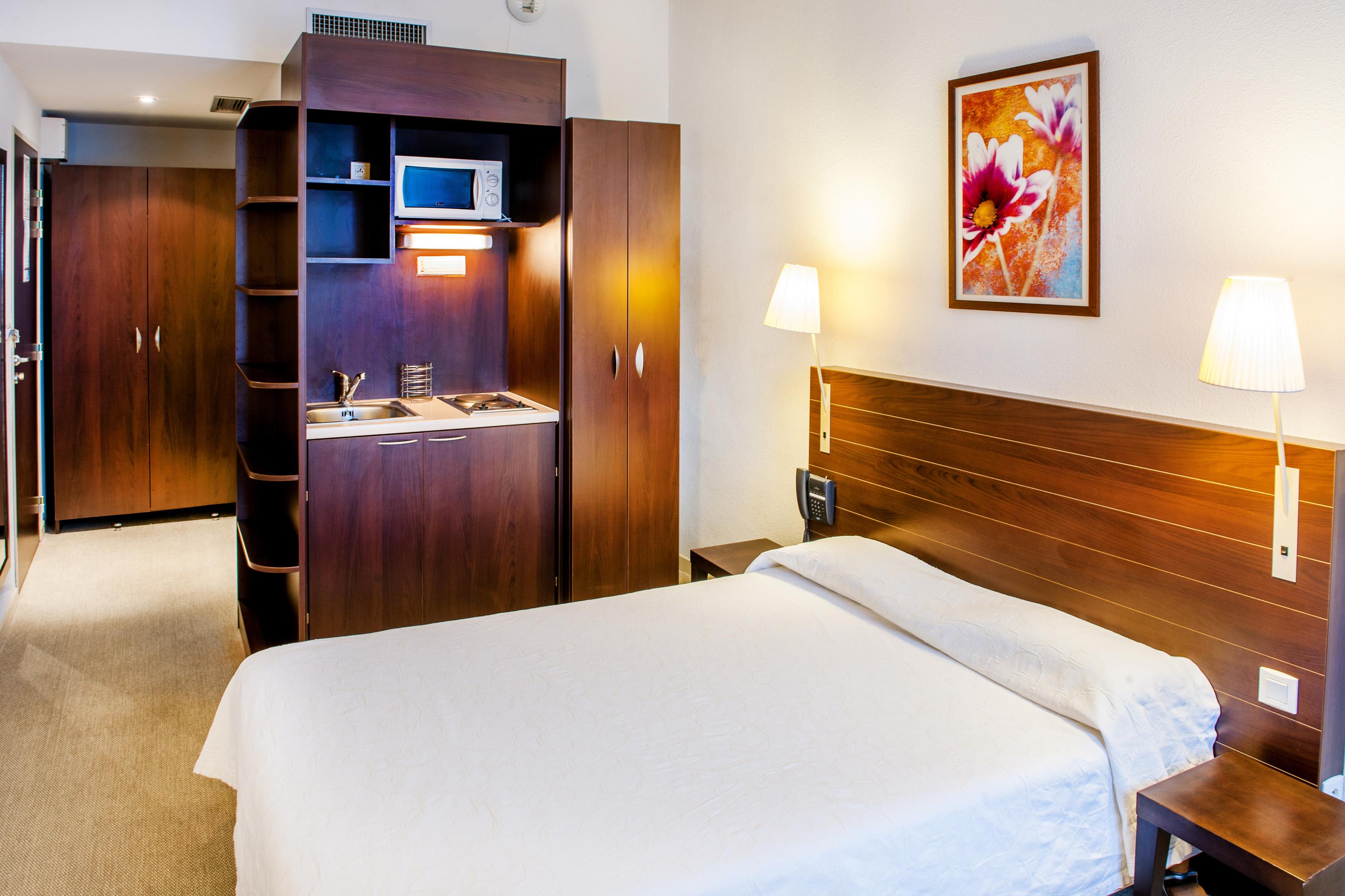 Saint Jean Apartahotel 2*